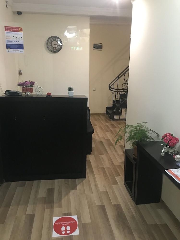 Hotel Cristal Palace 第比利斯 外观 照片