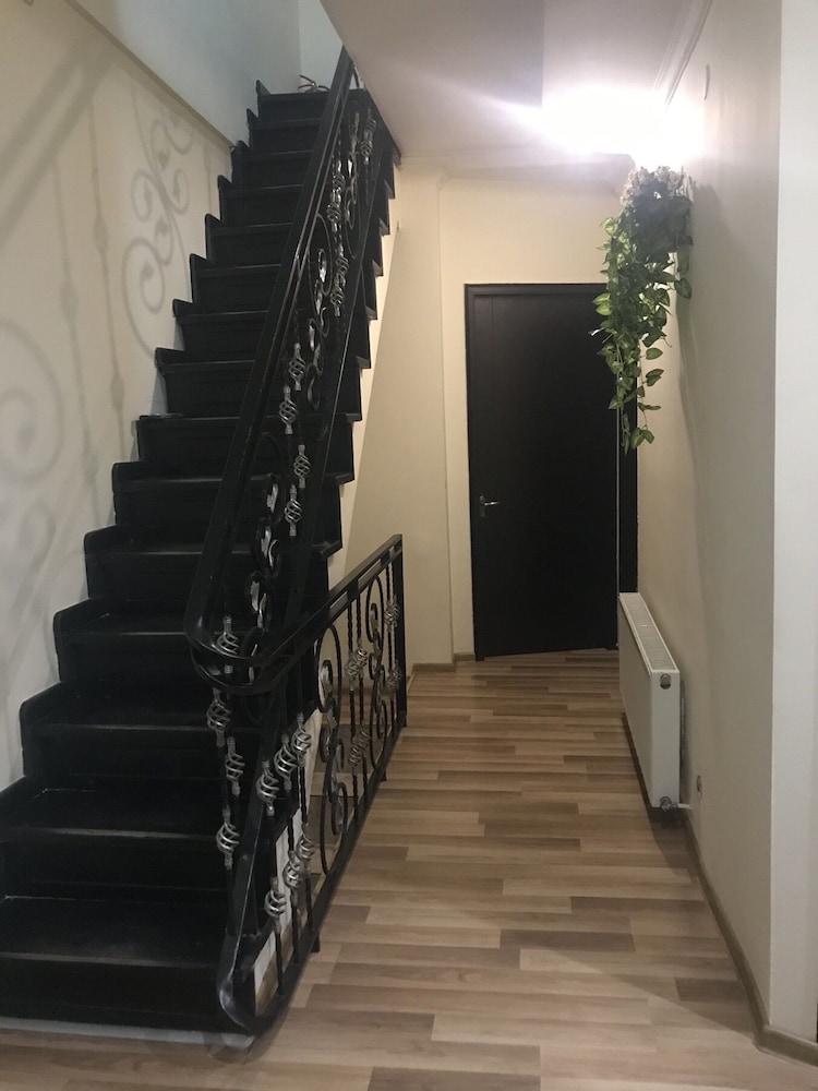Hotel Cristal Palace 第比利斯 外观 照片